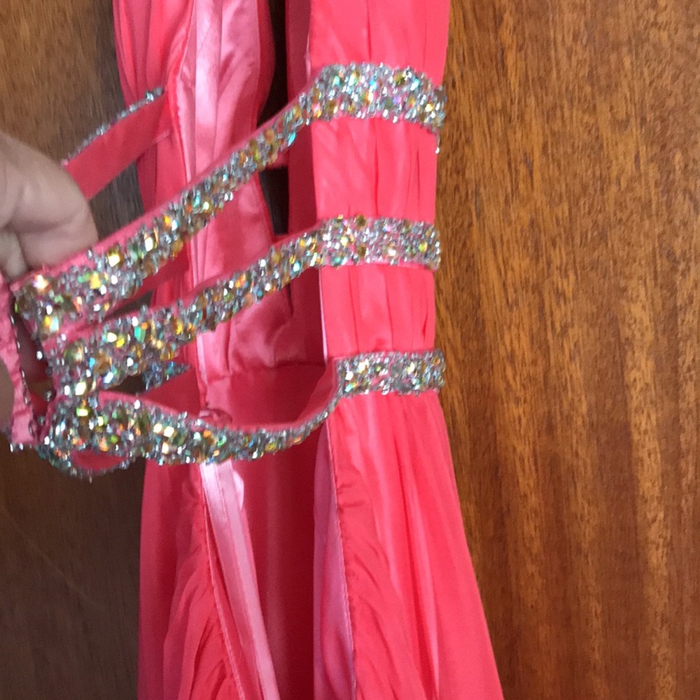 La Femme Pink Prom dress w rhinestones size 0 - Picture 6 of 17